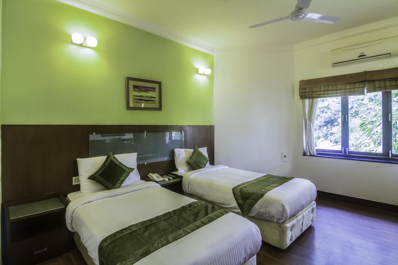 Treebo Angson Hotel Chennai Exterior photo